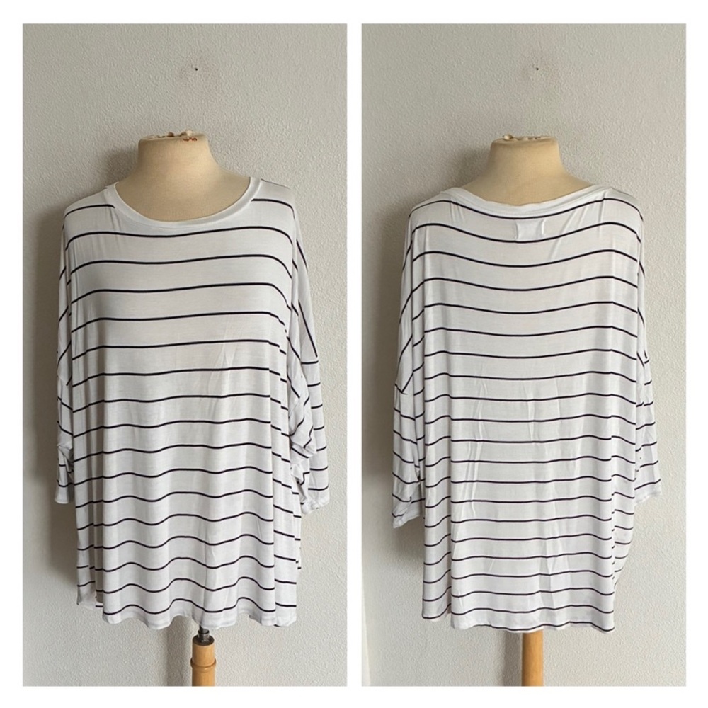 ❤️$5 Maurices striped tee